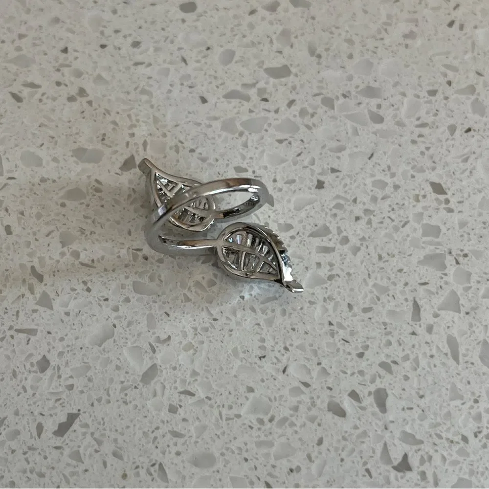 Cubic Zirconia Leaf Shaped‎ Open Ring